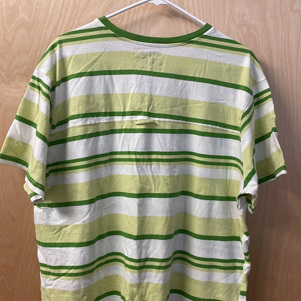 NWOT Star Wars Our Universe short sleeved shirt. Character Grogu. Size 2X. - Picture 9 of 14